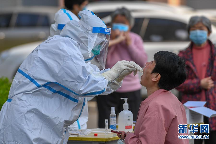 （新華全媒頭條·兩會精神看落實·圖文互動）（5）整體謀劃、系統(tǒng)升級、全面提升——落實全國兩會精神織牢織密公共衛(wèi)生防護網(wǎng)