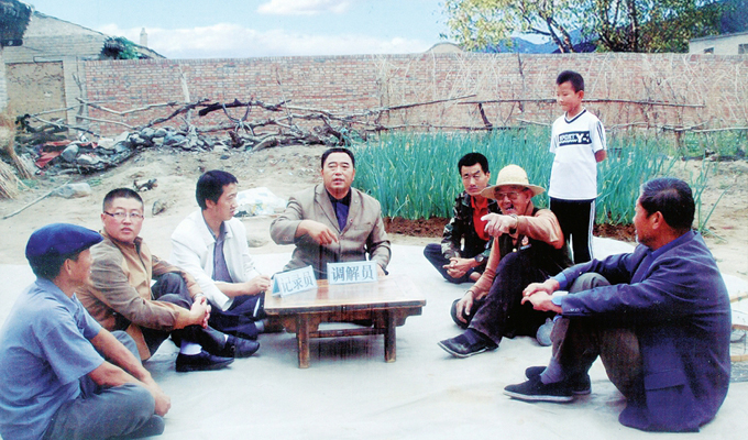 調(diào)解&ldquo;家長里短，雞毛蒜皮&rdquo;的小事情是李培斌從事的大事業(yè)