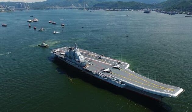 獨(dú)家航拍！遼寧艦駛離香港