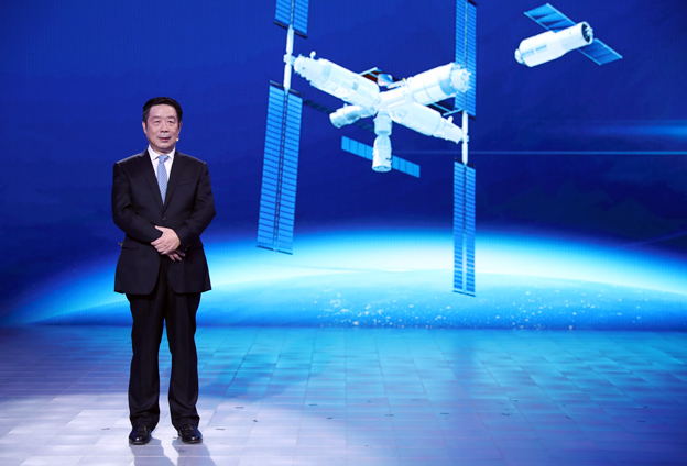 將要建造的空間站基本構(gòu)型有三個(gè)艙，構(gòu)成英文T字型
