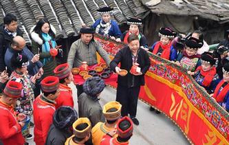 新起點，書寫新時代的新答卷&mdash;&mdash;從2018年全國兩會看決勝全面建成小康社會