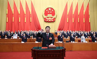 習(xí)近平當(dāng)選國家主席、中央軍委主席