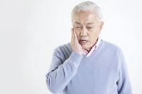 【健康解碼】牙疼的時(shí)候喝冰啤酒會(huì)緩解牙痛嗎？