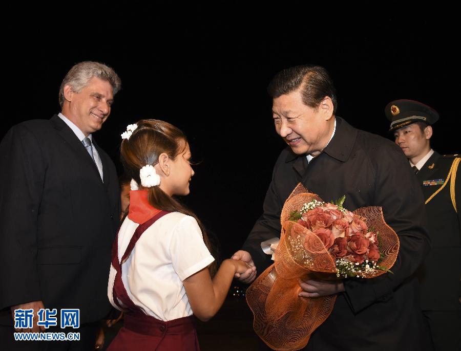 當地時間7月21日晚9時許，國家主席習近平乘坐的專機抵達哈瓦那何塞·馬蒂國際機場，開始對古巴進行國事訪問。新華社記者李學仁攝