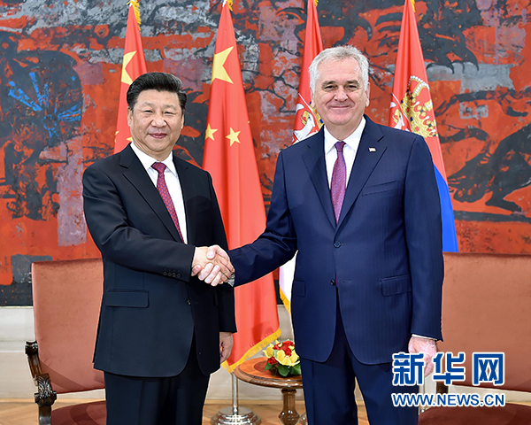 6月18日，國(guó)家主席習(xí)近平在貝爾格萊德同塞爾維亞總統(tǒng)尼科利奇舉行會(huì)談。 新華社記者 李濤 攝 