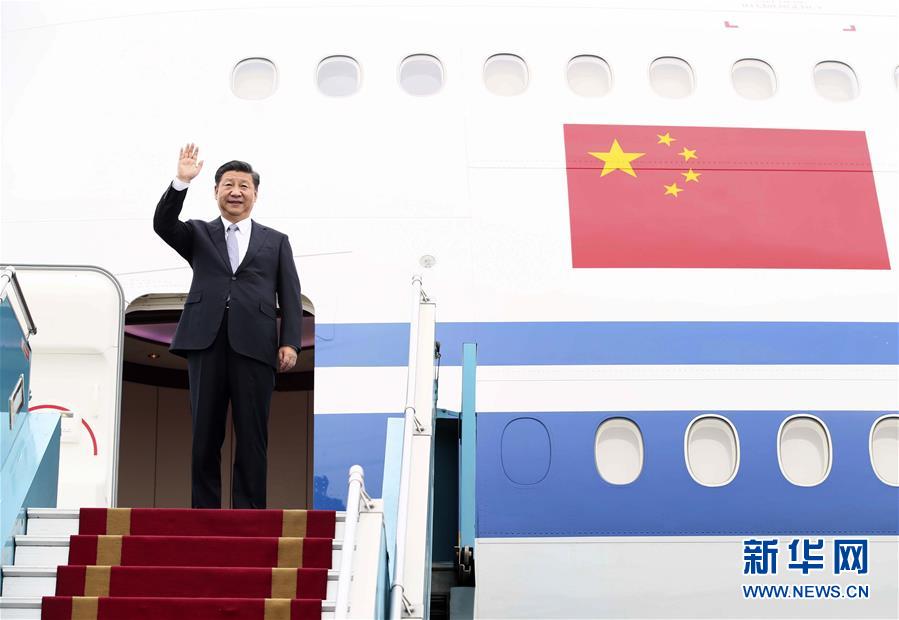 （時(shí)政）（1）習(xí)近平抵達(dá)河內(nèi)開始對(duì)越南社會(huì)主義共和國進(jìn)行國事訪問