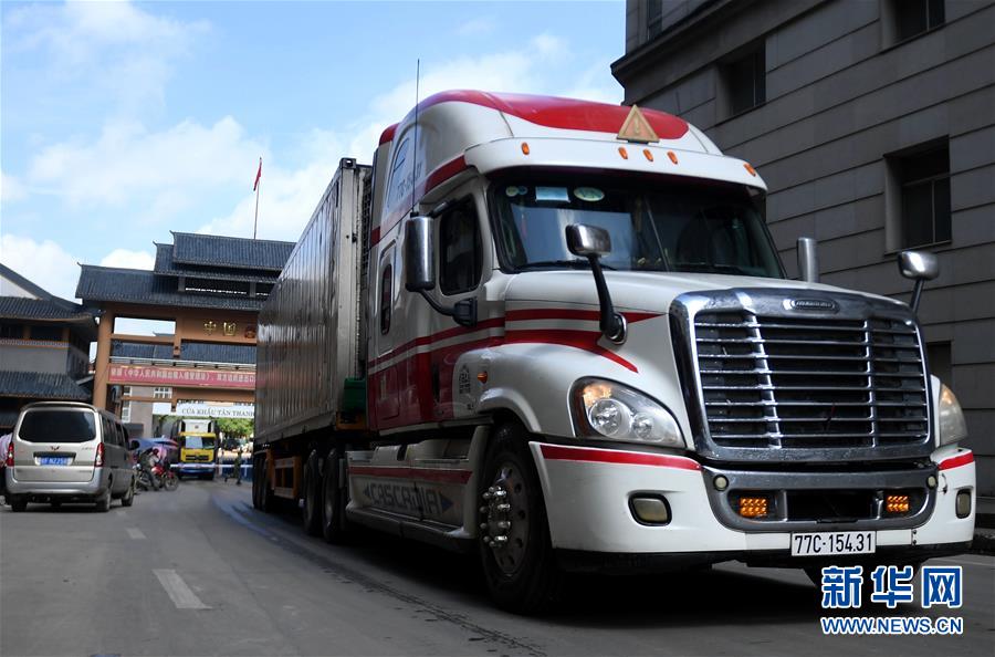 （新華全媒頭條&middot;圖文互動(dòng)）（14）東盟成為中國(guó)第二大貿(mào)易伙伴釋放哪些信號(hào)？