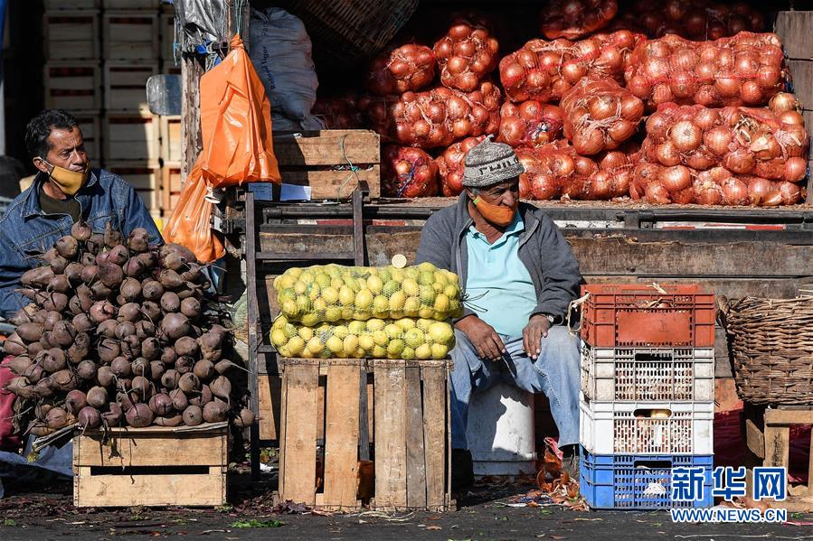 （國際疫情&middot;圖文互動）（5）智利首都圣地亞哥因疫情嚴(yán)重將實施封城