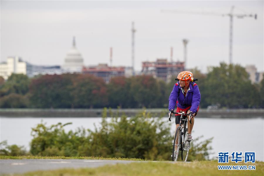 (國際疫情)(4)約翰斯·霍普金斯大學(xué):美國累計新冠確診病例超800萬例